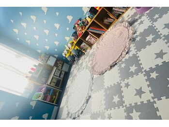 幸楽整骨院の写真/お子様連れ大歓迎☆ママたちも通いやすいと喜ばれています♪頑張る自分にご褒美時間をぜひ◎