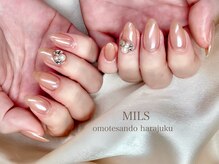 ミルズ オモテサンドウ(MILS omotesando)/ミラーネイル