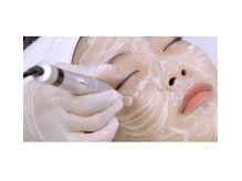 エマ(ema)/水光生美容液導入トリートメント