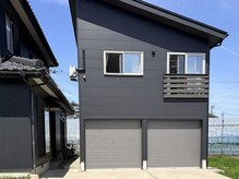 カロス(kallos)の雰囲気（こちらの建物の2階がサロンになります♪）