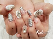 ネイルズアリー 立川店(Nails ally)/韓国パーツ×ひし形×グリッター