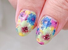 デシカ(DeSica)/大人フラワーネイル＊手描きart