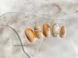 オレンジ ニュアンス ベージュ