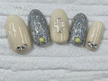 ハニービービー(Honey Bee Bee)/ベージュイエローネイル