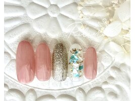 夏にぴったり♪シェルネイル