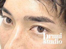 ブルーニスタジオ 表参道(bruni studio)/メンズも眉毛ケアで垢抜け