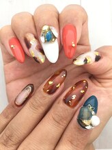 ソアラスネイル(Soaras Nail)/アシメネイル