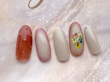 ターラ(Tara)/秋の押し花ネイル