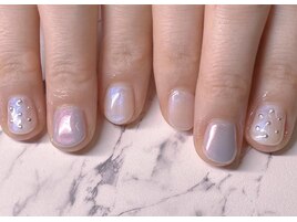 ちゅるんパールカラー×スタッズ