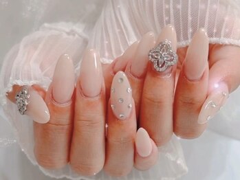 エムネイルサロン 五反田(emu nailsalon)の写真/学生さん応援♪♪《【学割U24 】長さだしアートし放題！￥9,800》長さ出し&補強でデザインを楽しめる♪