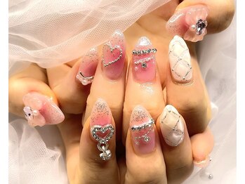 ルーネイル(Ruunail)の写真/【JNEC1級保持】ベイビーブーマー/レース／宝石/ちゅるちゅる韓国ネイルなど、流行のデザインにも対応◎
