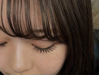 ハイデン(Higden)/伏し目も可愛く