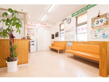 ただき接骨院 整体院 高崎本院/待合室
