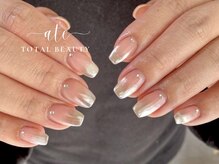 ミラーグラデーションネイル