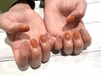 アース コアフュールボーテ 新潟中野山店 (EARTH Coiffure beaute')/ぷっくりフラワーネイル ¥7980