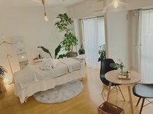 リリーボワ(LillyBois)の雰囲気（【開放感】多くの植物と完全個室で贅沢なおひとりさま空間）