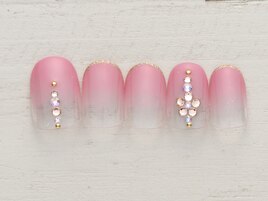 ビジュー　￥3990