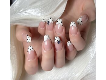 39ネイルサロン(39Nail Salon)/ 大人可愛い