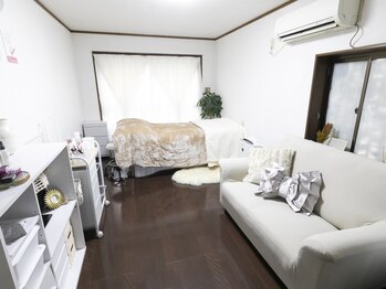 エム カシェット(M.cachette)/サロン内