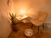 プラスボディサロン 津田沼店(PLUS BODY SALON)/リラックスする空間で足湯