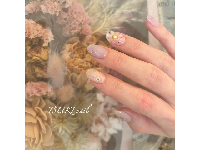 TSUKI nail【ツキネイル】