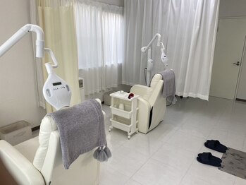 ホワイトニングサロン 豊中の写真/【気軽に始めるホワイトニングケア◎】歯科提携だからこそしっかりと高い効果が感じられる！