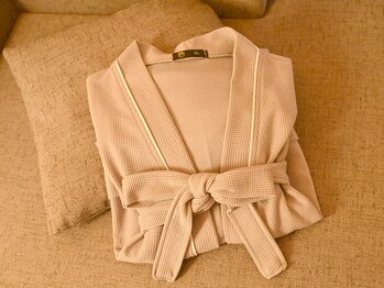 シャイニーワン 横浜(Shiny One)/