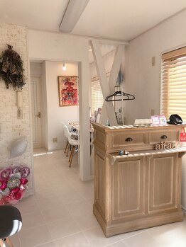 アイタス(aitas)/受付カウンター