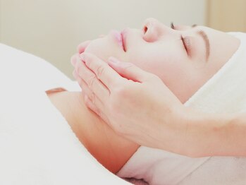 クレール アロマティーク/老け見えはたるみ解消からです！