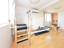 ピラティスルームペオニア(pilates room PEONIA)の雰囲気（当店は完全予約制です◎疲れにくい身体へ導きます♪）