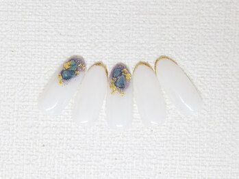 ティーエヌ 名古屋矢場町店/デザインフレンチネイル¥5980