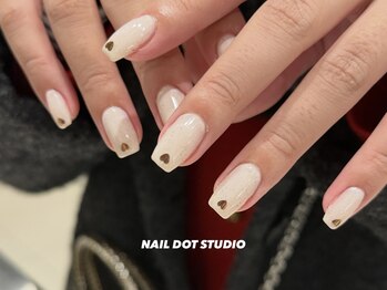 ネイルドットスタジオ 堺筋本町(NAIL DOT STUDIO)/バレンタインモチーフ