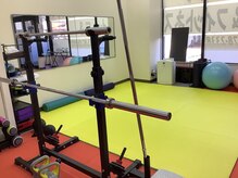 タオフィット(TAO Fit.)の雰囲気（3m×3mの広い空間でミット打ち、トレーニングが楽しめます）