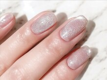 リリー(Lilly)/マグネットネイル