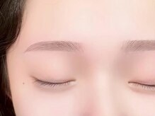 ニクシーアイブティック(Nixie Eye Boutique)/眉毛/まゆげ/美眉スタイリング