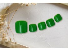 FAST NAIL 春日部店【パラジェル/ジェルネイル専門/定額/マグネット/フットネイル】/シェル ラメネイル 【11926】