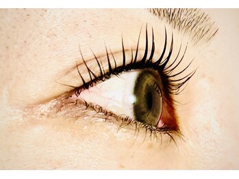 エメ(Aimer)/まつ毛パーマ♪ラッシュリフト