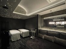 フロムミー 銀座本店(FROM ME)の雰囲気（VIPルームで特別な1日を♪ペアでのご利用可能です！）