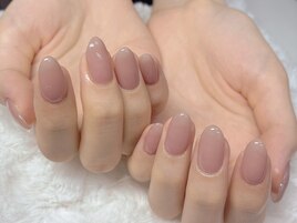 ワンカラー担当：しおり
