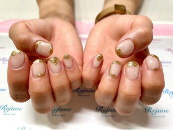 リジュベ(Rejuve)/ミラーの囲みでニュアンスネイル