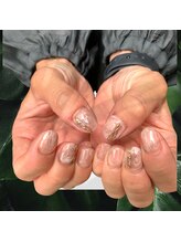アヤネイルズ アンド アイラッシュ(AYA NAILZ.＆Eyelash)/夏の定額色変え