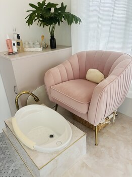 角質除去のフットバスです♪