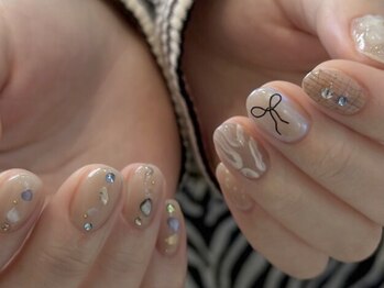 モアネイルズ(MORE-NAILS)の写真/特別な日は指先まで抜かりなく！理想の美爪で自信UP♪お得なクーポン多数！貴方の好きを詰め込んだ指先へ♪