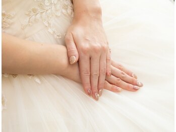 ムメイ(MUMEI)の写真/《特別な日のネイルお任せください♪》特別な日を、手元から美しく華やかに♪あなたの魅力を引き出します☆