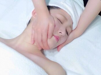 ル・ティアレの写真/【松山市】韓国発祥の美容法コルギで巡りを整え、自然な小顔印象へ♪リンパの流れを促し、疲れもすっきり！