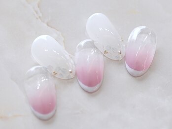 ルシェルアイ/フラワーフレンチ☆ホワイト