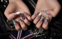 グローネイルズ(Glow Nails)