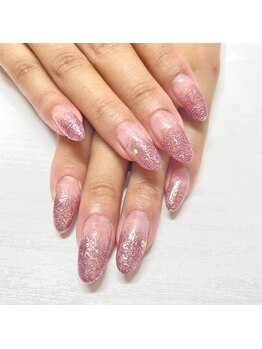 ピアルシア(piaaLucia)/ピンクラメグラネイル