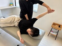 ククナ 桜木町駅前の雰囲気（初めての方にもオススメ☆巻き肩と小顔を矯正して上半身美人に♪）