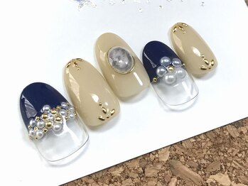 エストリブレ(estLivre)/パールビジューネイル